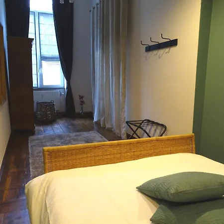 Du Cygne Apartment *